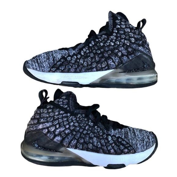 2019 Nike LeBron 17 Blk/Wht Sz 7.5 - Picture 1 of 16